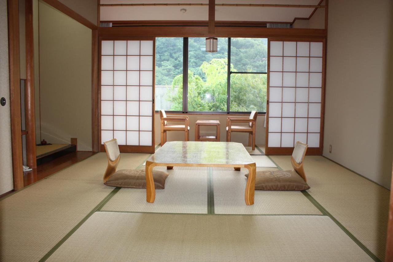 Hotel Kakurenosatoyukari Hamada Esterno foto